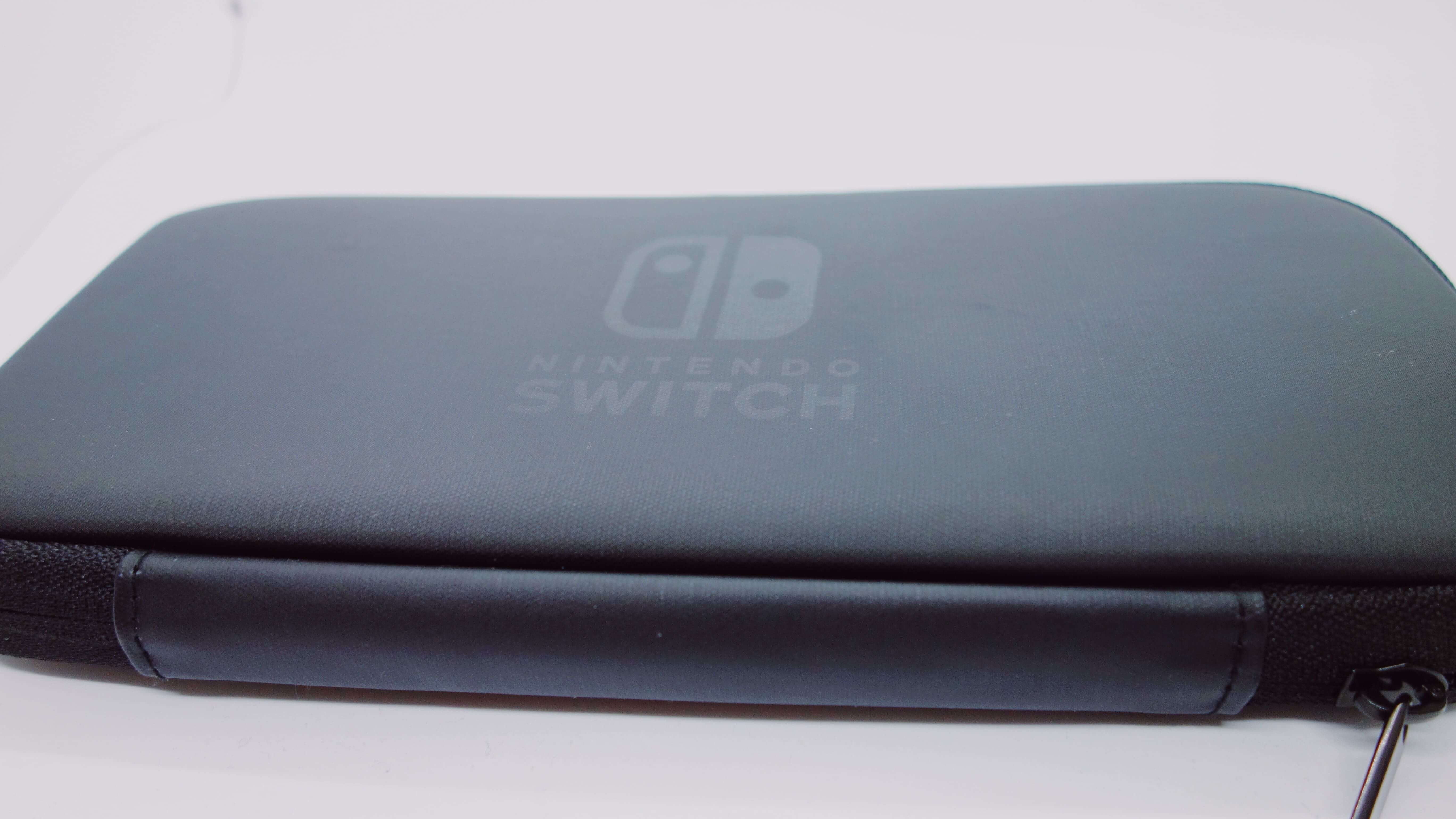 Nintendo Switchのケース